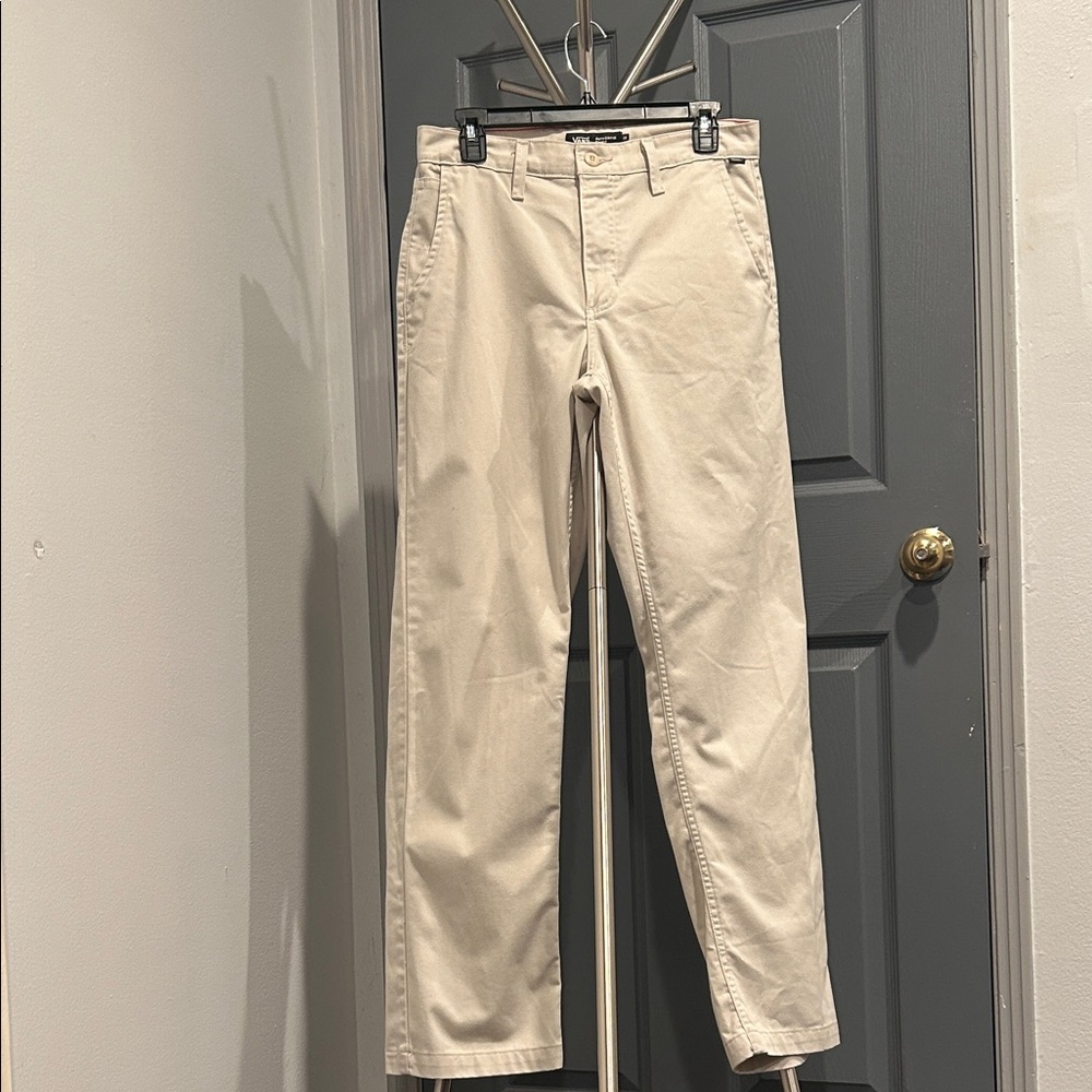 Vans Men's Khaki‎ Chinos loose fit.